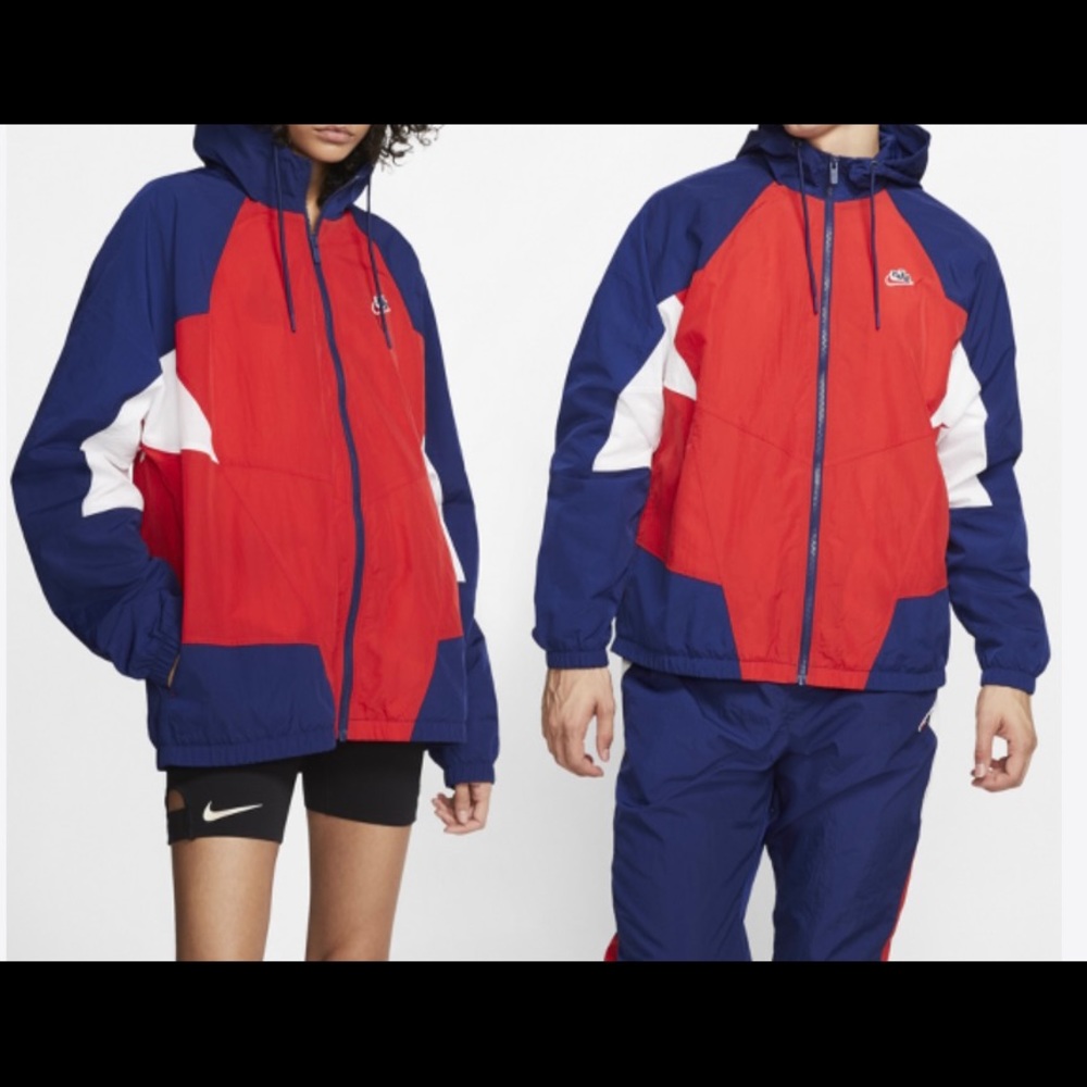 Nike Sportswear Heritage Windrunner Signature Jacket 
Mens Medium
Red blue white